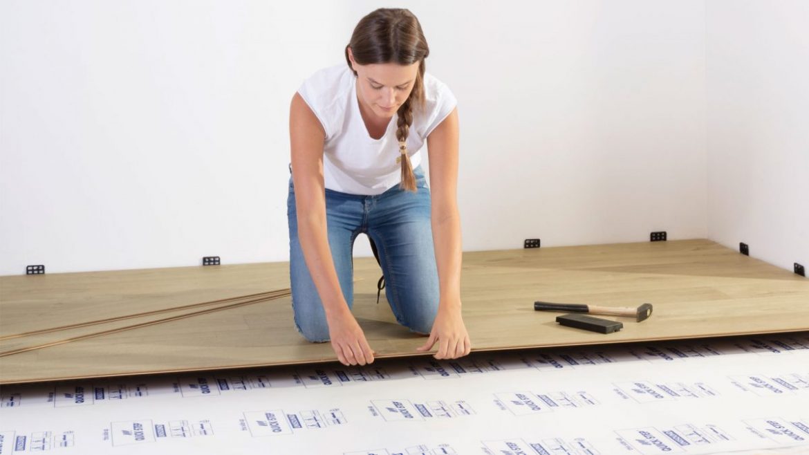 instalación suelo dormitorio